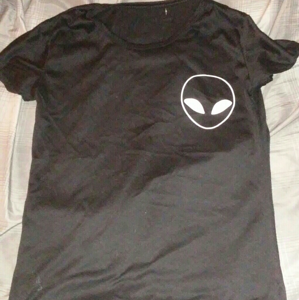 Alien shirt